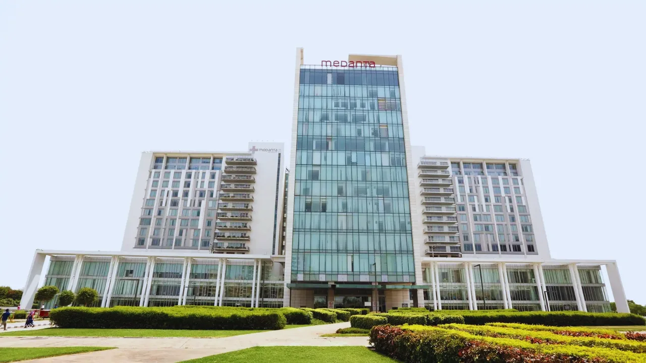 Medanta - The Medicity cover